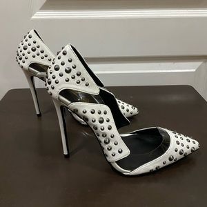 COPY - COPY - Brand new size 9 Lust for Life kill it white leather studded 5” h…